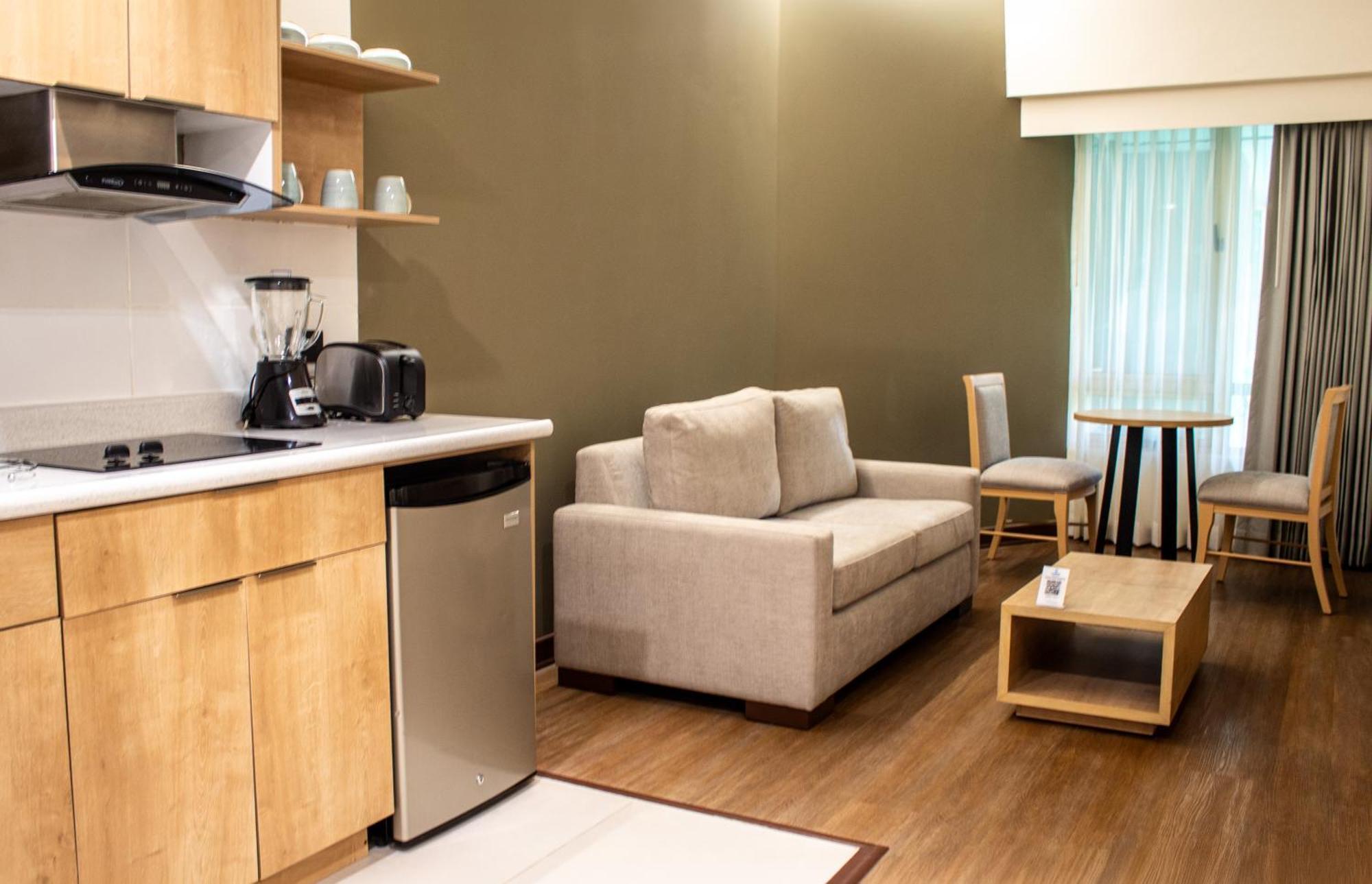 Deluxe Apartment